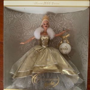 Special 2000 Holiday Edition Barbie Doll